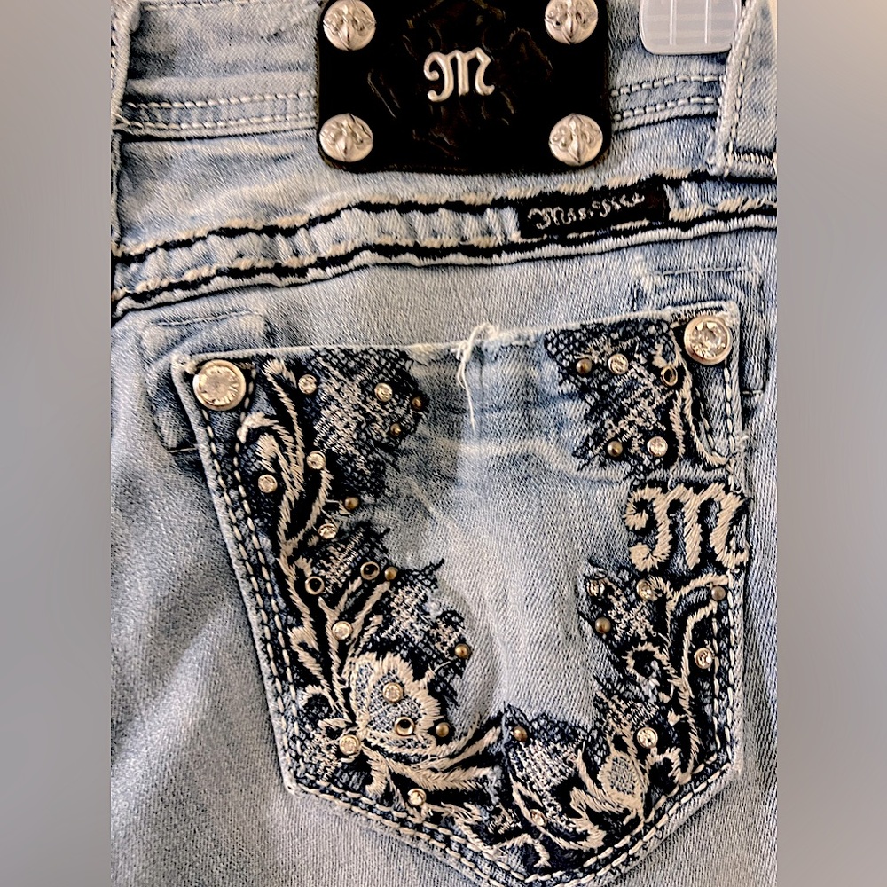 Size 27, Skinny, Miss Me Jeans. Jp5429s.